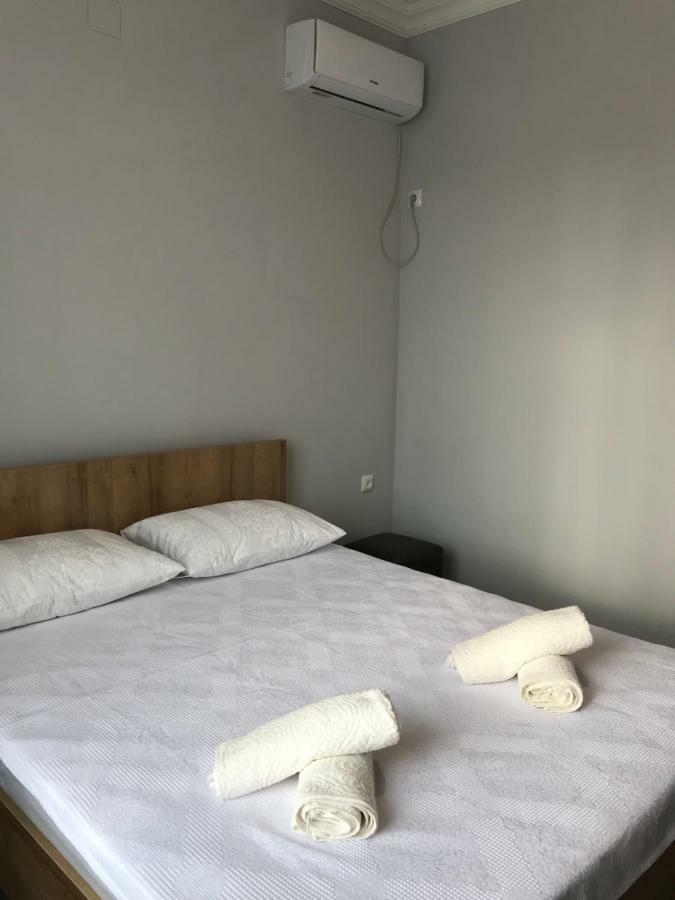 Hotel Charli Gonio Exteriör bild